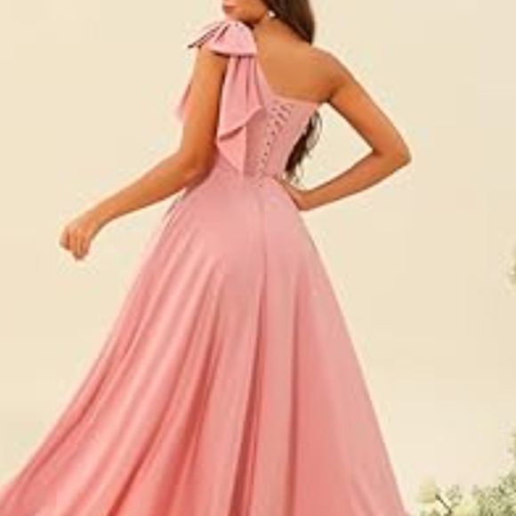 Elegant Teal One-Shoulder Dress - Picture 2 of 2